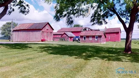 4526 N Greenfield Rd, Willard, OH 44890 photo 8