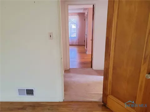 742 Evesham Ave, Toledo, OH 43607 photo 10