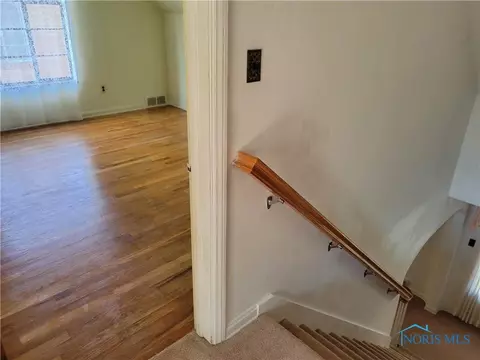 742 Evesham Ave, Toledo, OH 43607 photo 6