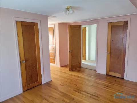 742 Evesham Ave, Toledo, OH 43607 photo 9