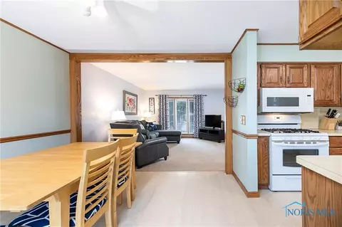 848 Maple Ln, Waterville, OH 43566 photo 10
