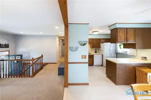 848 Maple Ln, Waterville, OH 43566 photo 11