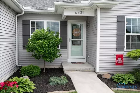6701 Alexander Dr, Walbridge, OH 43465 photo 5