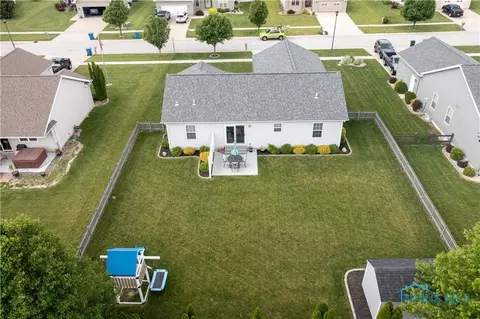 6701 Alexander Dr, Walbridge, OH 43465 photo 3