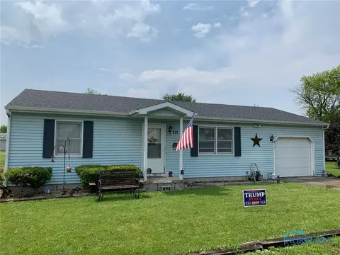717 N Williams St, Bryan, OH 43506 photo 2