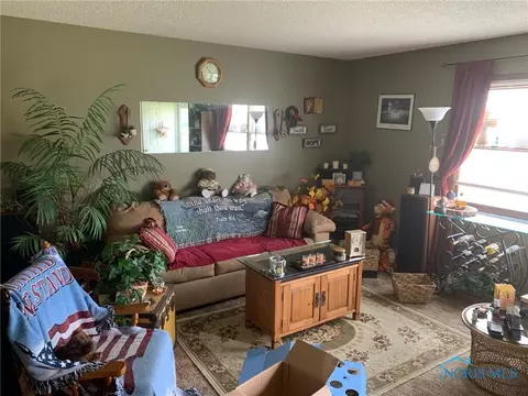 717 N Williams St, Bryan, OH 43506 photo 3