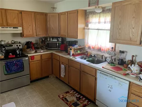 717 N Williams St, Bryan, OH 43506 photo 5