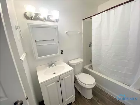 801 Ranch Dr, Toledo, OH 43607 photo 6