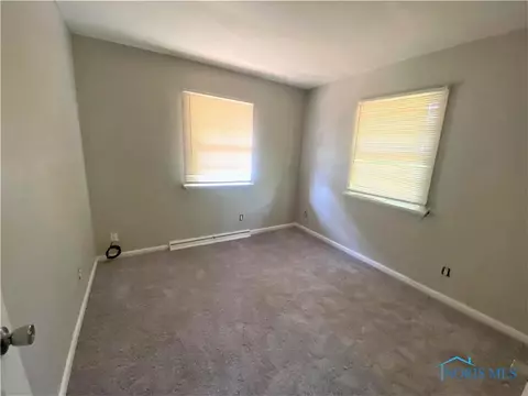 801 Ranch Dr, Toledo, OH 43607 photo 9