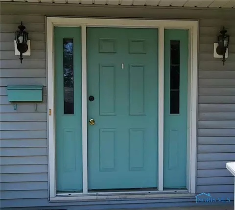 721 E Main St, Leipsic, OH 45856 photo 2