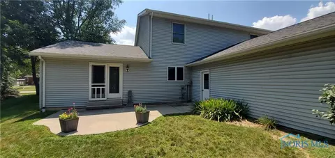 721 E Main St, Leipsic, OH 45856 photo 3