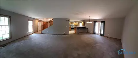 721 E Main St, Leipsic, OH 45856 photo 12