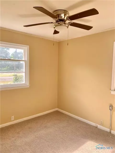 907 E Bryan St, Bryan, OH 43506 photo 10
