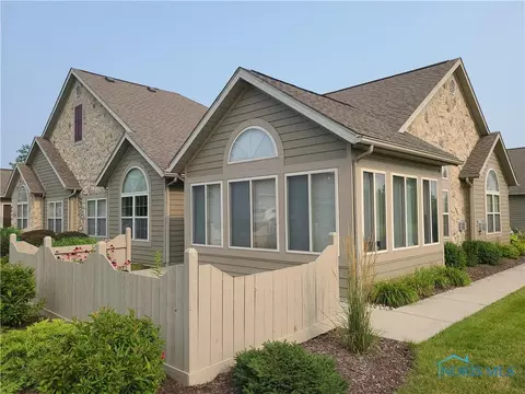 7729 E Point Dr, Findlay, OH 45840 photo 1