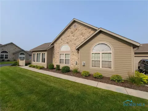 7729 E Point Dr, Findlay, OH 45840 photo 3