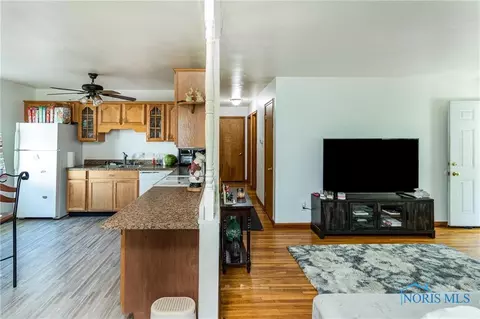 1607 Lawnview Ave, Toledo, OH 43607 photo 9