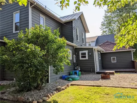 115 E Curtis St, Stryker, OH 43557 photo 8
