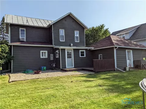 115 E Curtis St, Stryker, OH 43557 photo 5