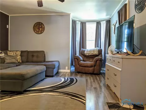 115 E Curtis St, Stryker, OH 43557 photo 9