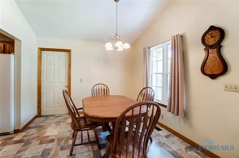 231 E South St, Mccomb, OH 45858 photo 10