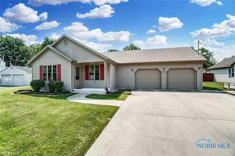231 E South St, Mccomb, OH 45858 photo 2