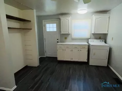 319 Richards Rd, Toledo, OH 43607 photo 8