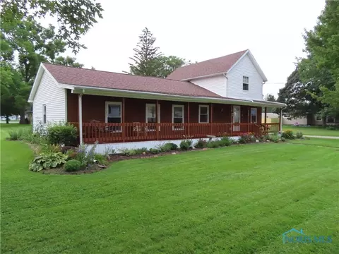 105 Cherry St, Stryker, OH 43557 photo 2