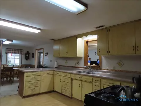 105 Cherry St, Stryker, OH 43557 photo 21