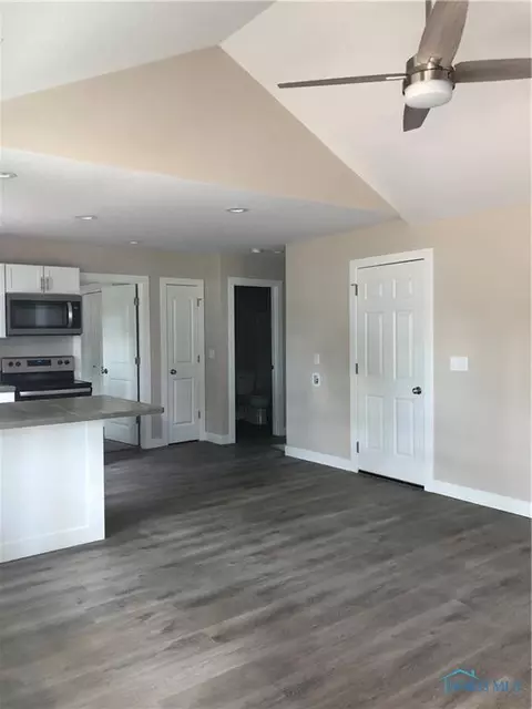 402 W Jackson St, Paulding, OH 45879 photo 5