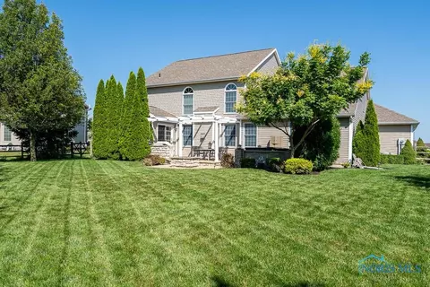 2995 Stonegate Dr, Maumee, OH 43537 photo 41