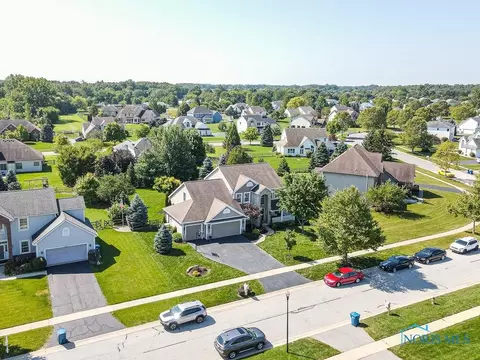 2995 Stonegate Dr, Maumee, OH 43537 photo 5