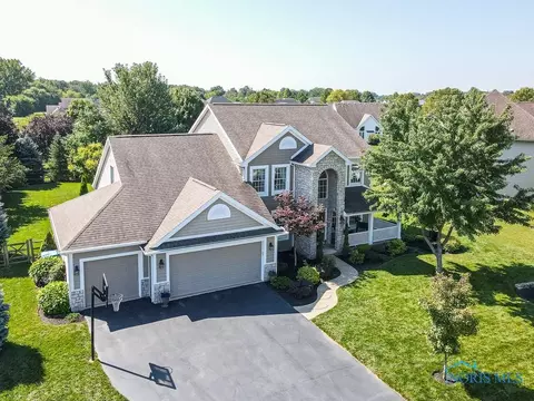 2995 Stonegate Dr, Maumee, OH 43537 photo 3