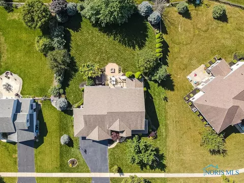 2995 Stonegate Dr, Maumee, OH 43537 photo 46