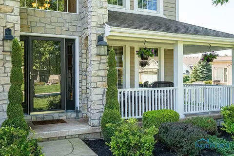 2995 Stonegate Dr, Maumee, OH 43537 photo 7