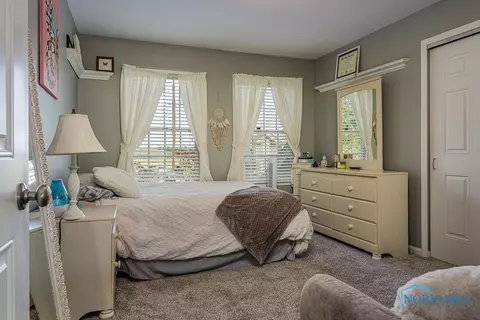 2995 Stonegate Dr, Maumee, OH 43537 photo 30