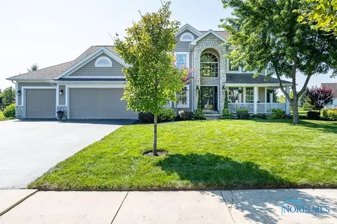 2995 Stonegate Dr, Maumee, OH 43537 photo 1