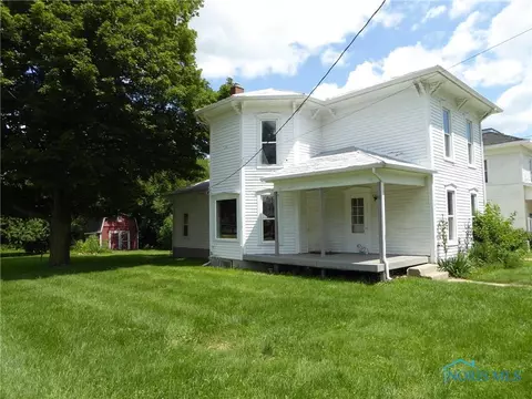 301 E Spring St, Fayette, OH 43521 photo 3