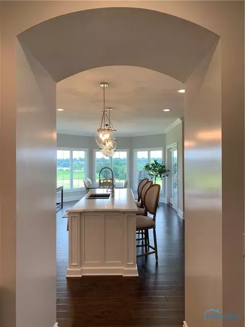 331 River Bend Ln, Maumee, OH 43537 photo 8