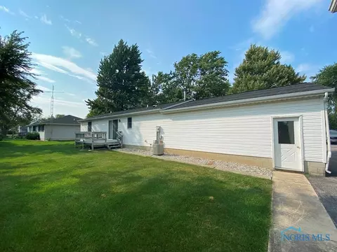 421 John St, Holgate, OH 43527 photo 4