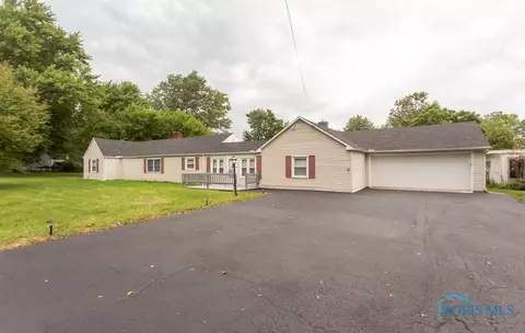 164 Maple St, Wayne, OH 43466 photo 1