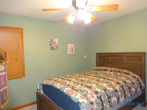 113 Hinkle St, Lyons, OH 43533 photo 13