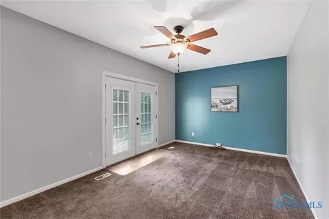516 Dussel Dr, Maumee, OH 43537 photo 6