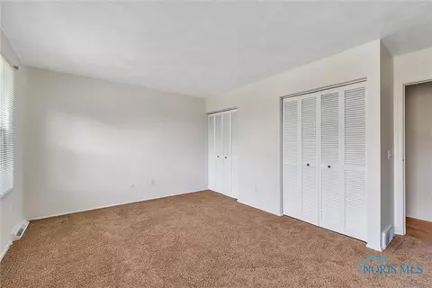 516 Dussel Dr, Maumee, OH 43537 photo 8