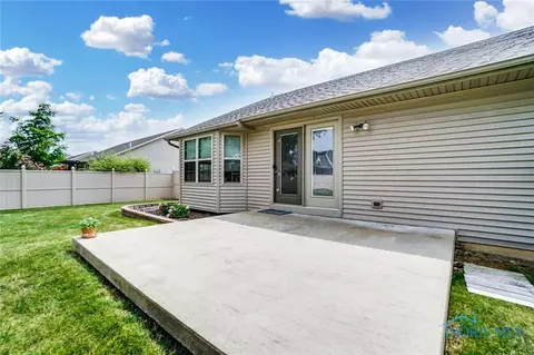2412 Bluestone Dr, Findlay, OH 45840 photo 20