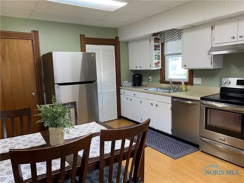 300 Vine St, Archbold, OH 43502 photo 18