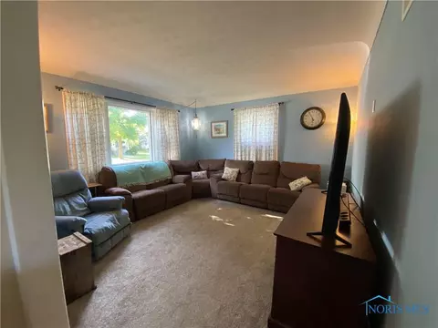 300 Vine St, Archbold, OH 43502 photo 13
