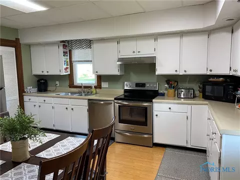 300 Vine St, Archbold, OH 43502 photo 15