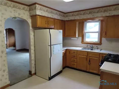 115 Rolland St, Bryan, OH 43506 photo 5