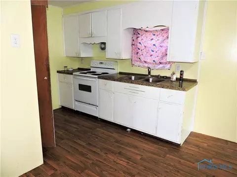 8208 Jerusalem Rd, Curtice, OH 43412 photo 9