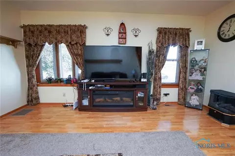 357 E State Rd, Lima, OH 45807 photo 9